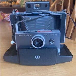 Polaroid Land camera Automatic 100